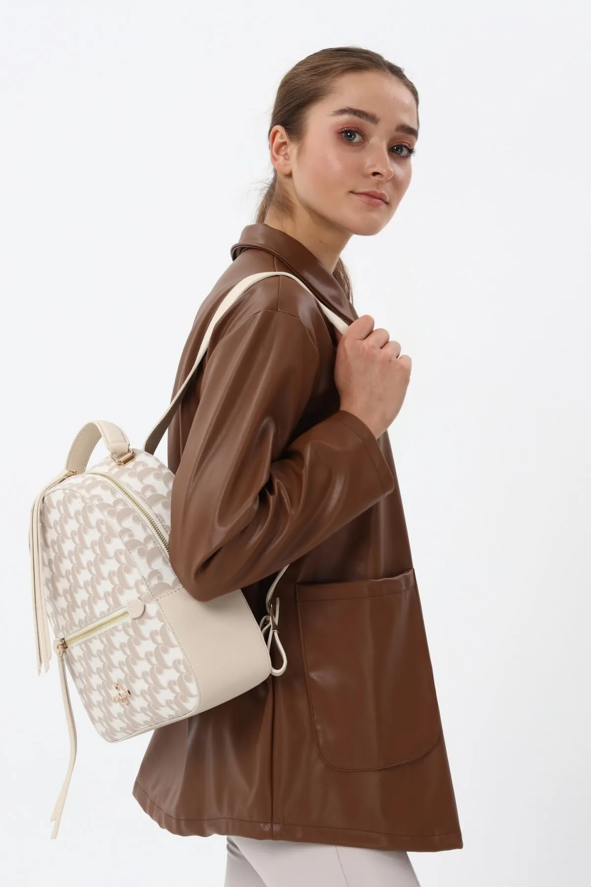 CACHAREL KADIN DESENLİ SIRT ÇANTASI C-065 - BEJ 