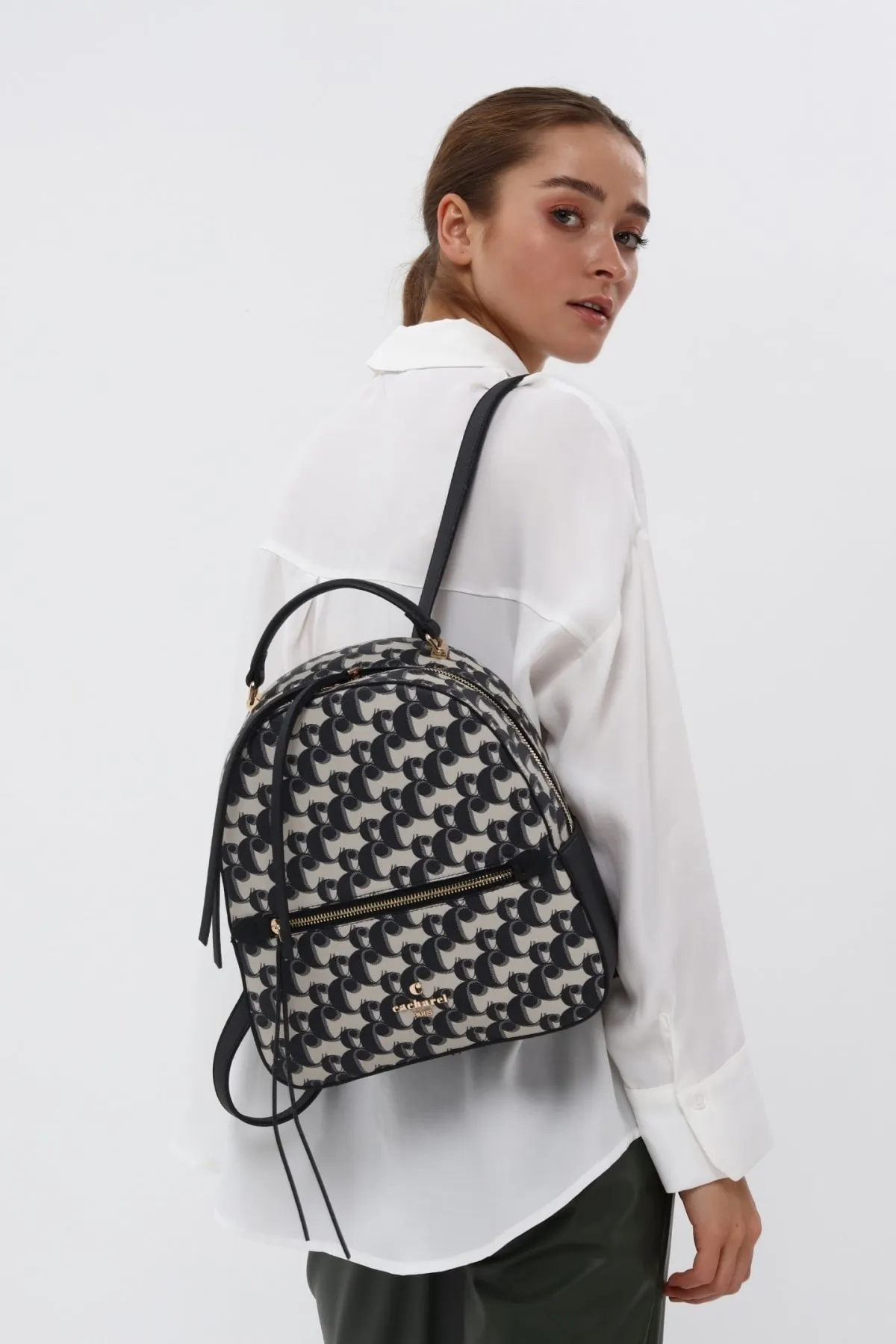 CACHAREL KADIN DESENLİ SIRT ÇANTASI C-065 - SİYAH 