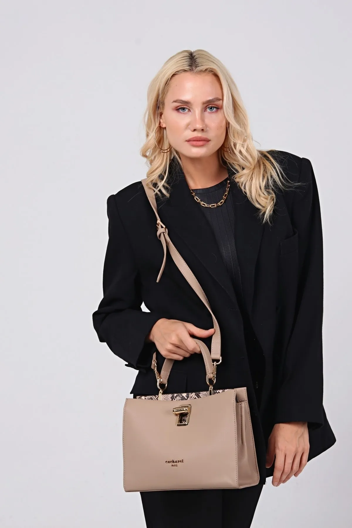 CACHAREL KADIN EL VE OMUZ ÇANTASI-C-052-AÇIK VİZON 