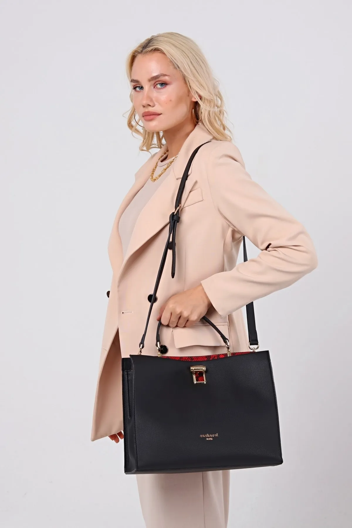 CACHAREL KADIN EL VE OMUZ ÇANTASI-C-053-SİYAH-KIRMIZI 