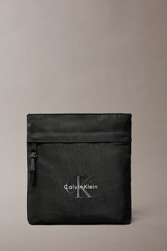 Erkek Nakış Logolu Çapraz Askılı Postacı Çantası - Siyah 