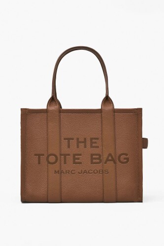 Kadın Geniş Boy Dokulu Kabartma Yazılı Omuz Çantası - Kahverengi 