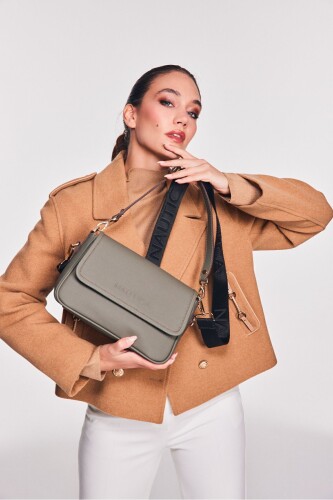 Kadın Omuz Çantası - A.Haki 