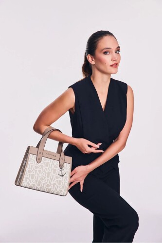 Kadın Postacı Çanta - Taş 