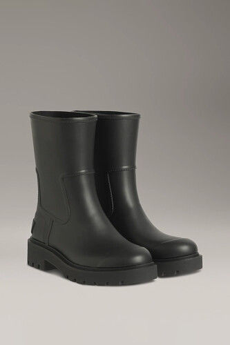 Kadın Su Geçirmez Tırtıklı Tabanlı Yağmur Botu - Siyah 