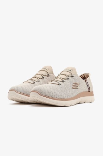 Kadın Summits Leopard Chic Slip-ins® Teknolojili Spor Ayakkabı - Bej - SKECHERS