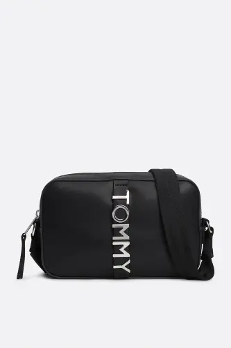 Kadın TJW City Parlak Metalik Logolu Ayarlanabilir Omuz Askılı Çanta - Siyah 